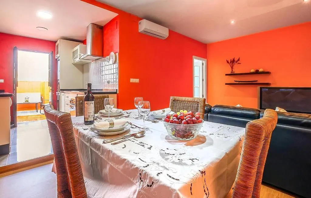 Bonito Apartamento En El Centro De Alcala De Guadaira Muy Cerca De Sevilla 0*,  Испания
